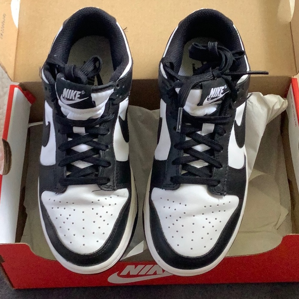 Nike Dunks low black and white Panda sneakers - Picture 6 of 8
